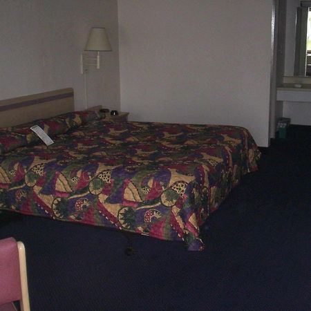 Oyo Hotel New Port Richey Gulf Beach Us 19 Екстер'єр фото